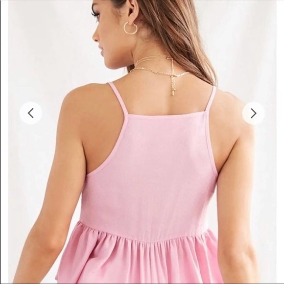 Forever 21 Flounce Seamed Cami Size Small New​​ - Picture 3 of 7